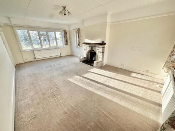 IMG-20251119-WA00...