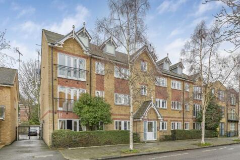Larkhall Lane, Clapham