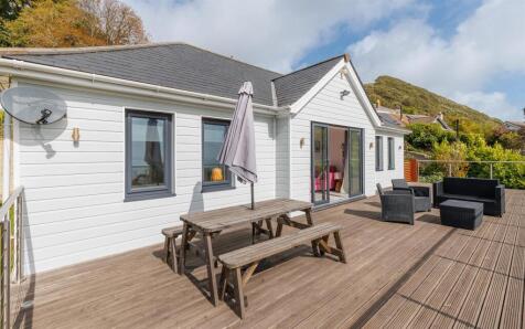 STUNNING VIEWS! Grove Road, Ventnor