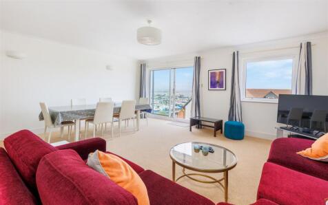 HARBOUR APARTMENT WITH MOORING - Tides Reach, Cowes