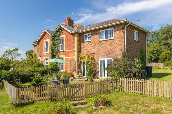 A 4/5 bedroom semi detached cottage