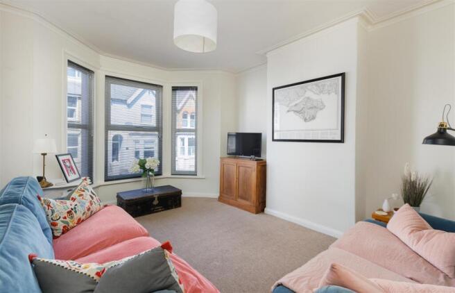 Sitting Room 1-1