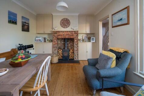 CHARMING COTTAGE - Albert Road, Gurnard