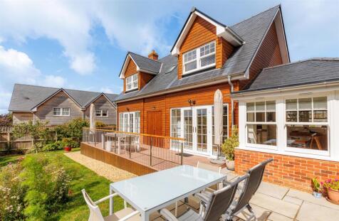 IMMACULATE HOME - The Dottens, Cowes