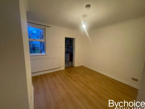 0e4b249a-6052-4ca6-b527-3f8ee3a2db0b