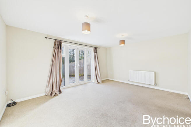 CAM05454G0-PR0079-STILL001