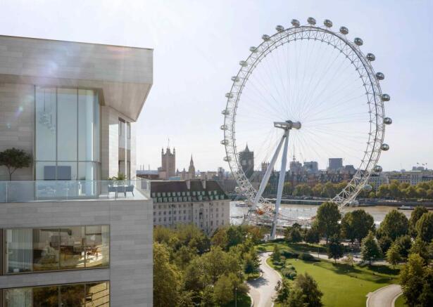 3800_SBP5_Ext_Hummingbird London Eye (1).jpg