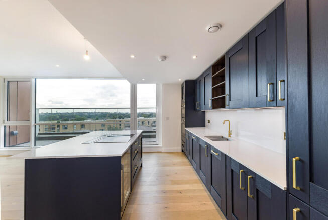 99055_Flat 77 Wrest House 27 Inglis Way (5).jpg