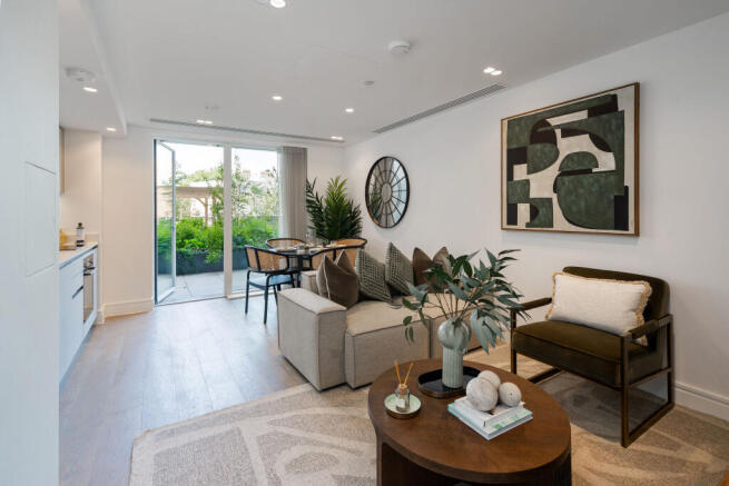 93440_Empire-House- (15)_low.jpg