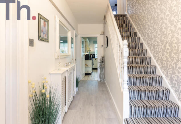 Entrance Hallway & Stairs