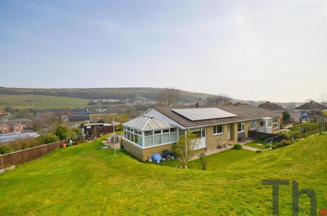 Garden with wonderful views.JPG