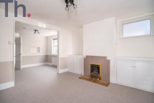 Lounge & Dining Room
