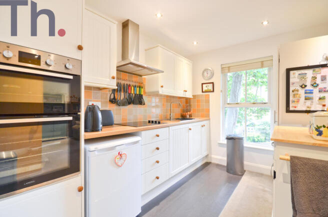 Kitchen Area.JPG