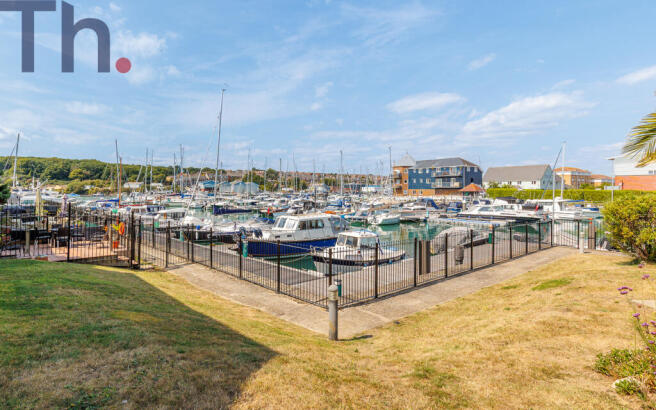 East Cowes Marina