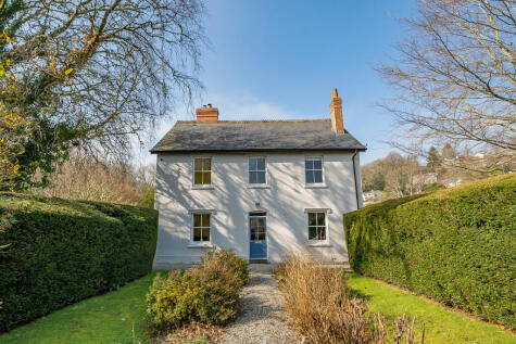 Lustleigh