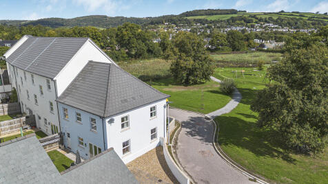 Beer Grove, Bovey Tracey