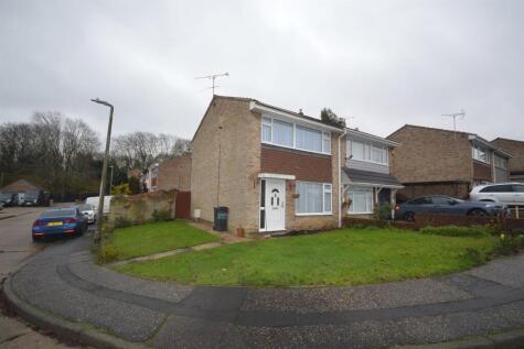 Vernon Way, Braintree, CM7