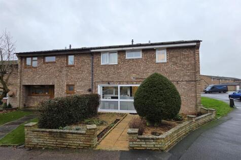 Cavell Road, Cheshunt, EN7