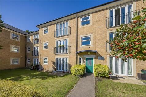 White Lodge Close, Isleworth