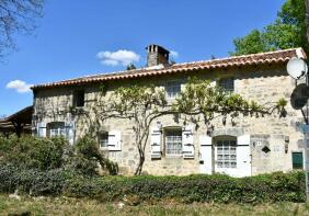 Photo of Saint-Savinien, Poitou-Charentes, 17350, France