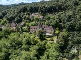 Photo of Sarlat-La-Caneda, Aquitaine, 24200, France