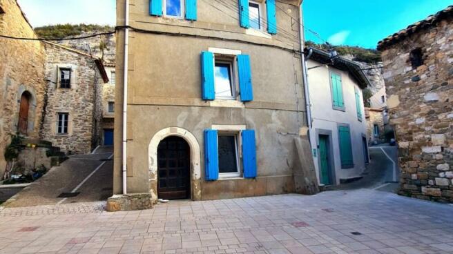 2 bedroom village house for sale in Minerve, Languedoc-Roussillon ...