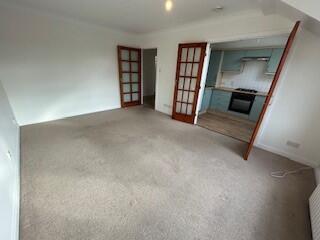 Lounge continued