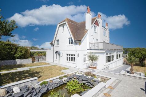 North Foreland Road, Broadstairs, CT10