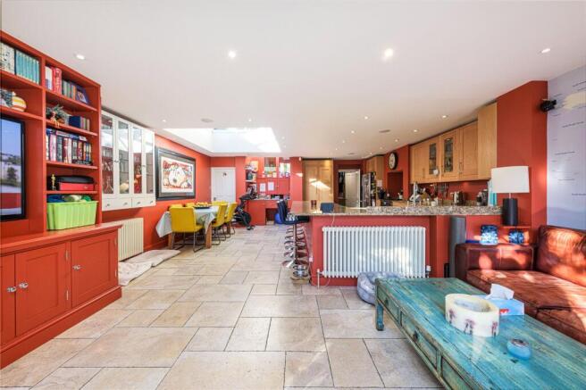 Kitchen/Dining