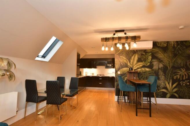 Lounge/Kitchen/Dining Room