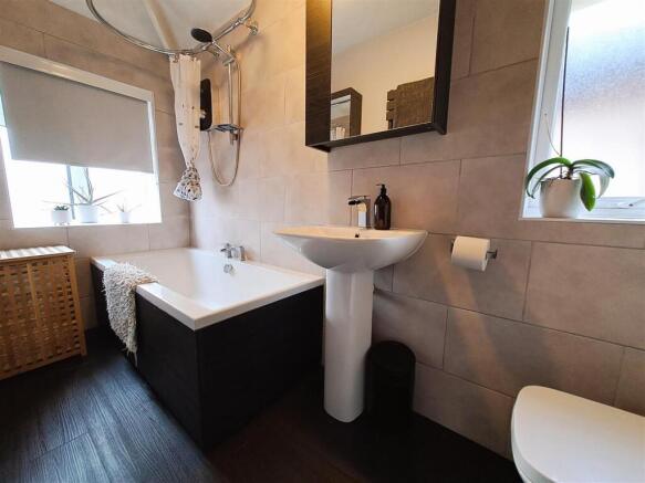 Re Fitted Bathroom