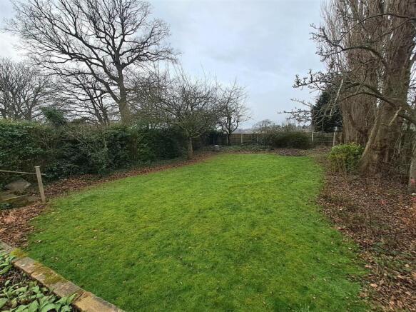Large Rear Garden