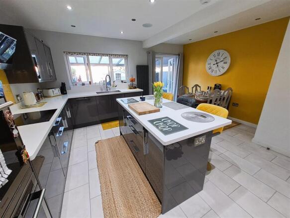 Superb Kitchen/Diner