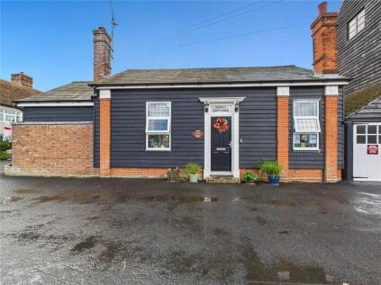 Queen Street, Great Oakley, Harwich, Essex, CO12