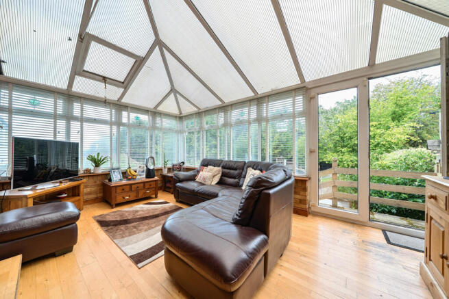 1333158-9-688b738...