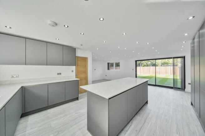 1356060-18-68c835...