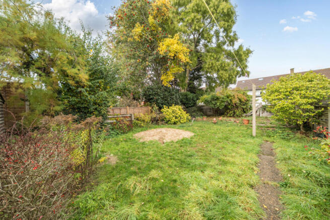 1370627-6-68f7874...