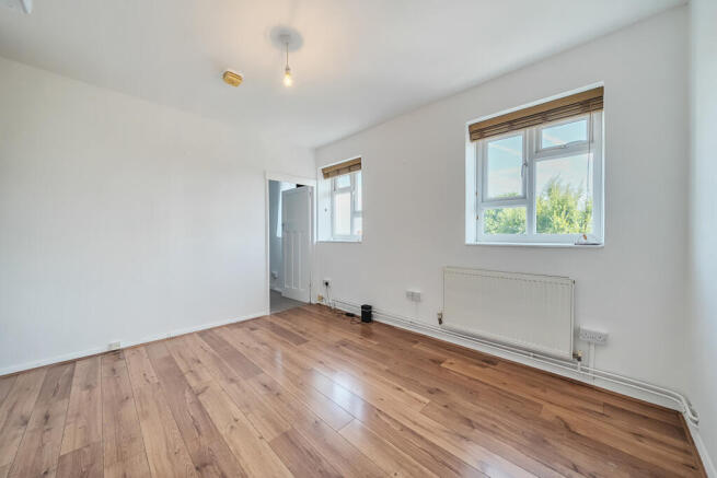 1341057-11-689b24...