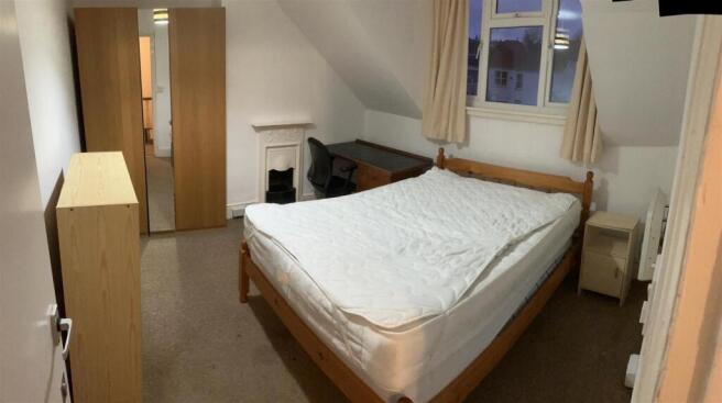 Bedroom Top Fl.jpg