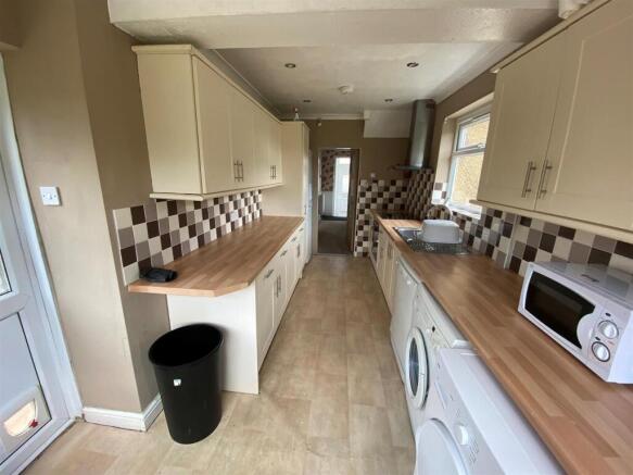 new kitchen.jpg