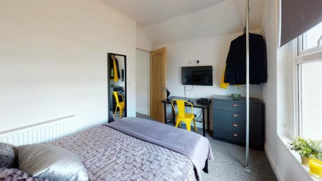 bedroom 1.jpeg