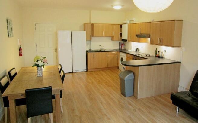 Kitchen - Garden flat.jpg