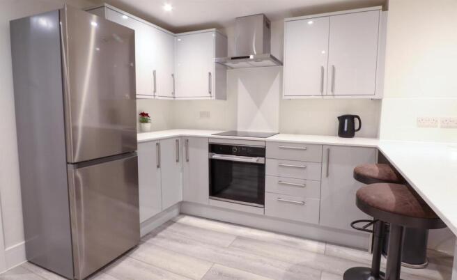 Flat One, Kitchen (6)-2.jpg