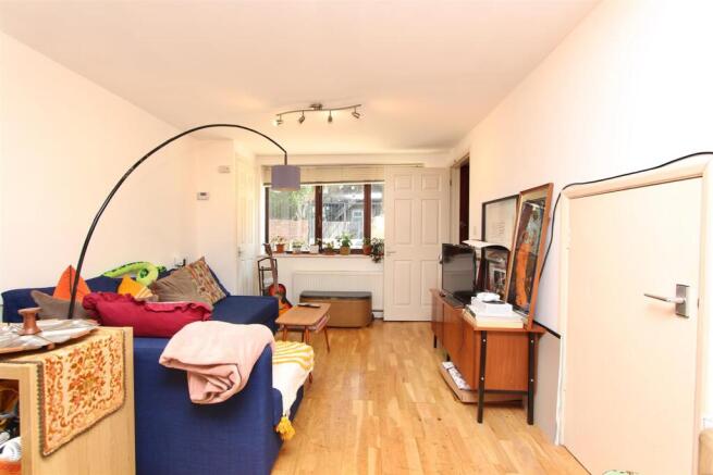 Manley Court, N16