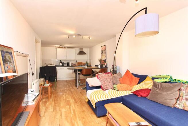 Manley Court, N16