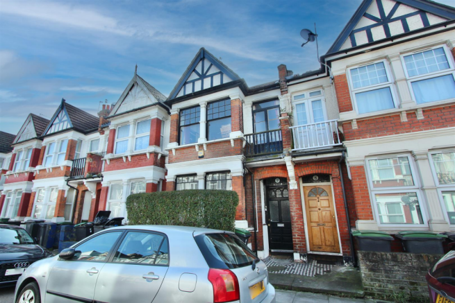 St. Margaret's Avenue, N15
