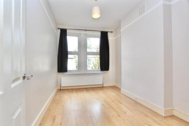 Grainger Road, N22