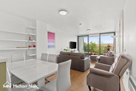 Raines Court, Northwold Road, N16