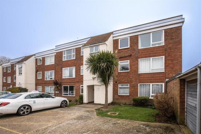 56 Westdown Court4.jpg