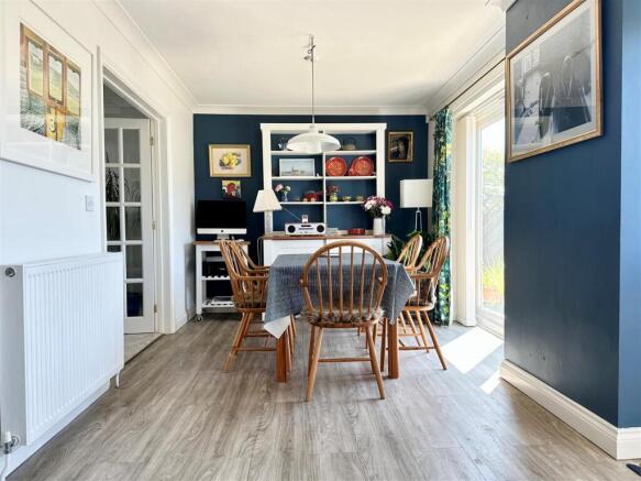 Dining Room.jpg